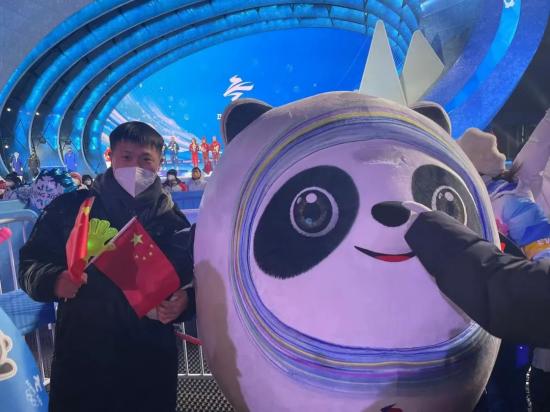 “机电人”在冬奥 · 志愿服务我先行｜张家口制服和注册分中心，冬奥志愿者柳琦 奉献之火永远燃烧